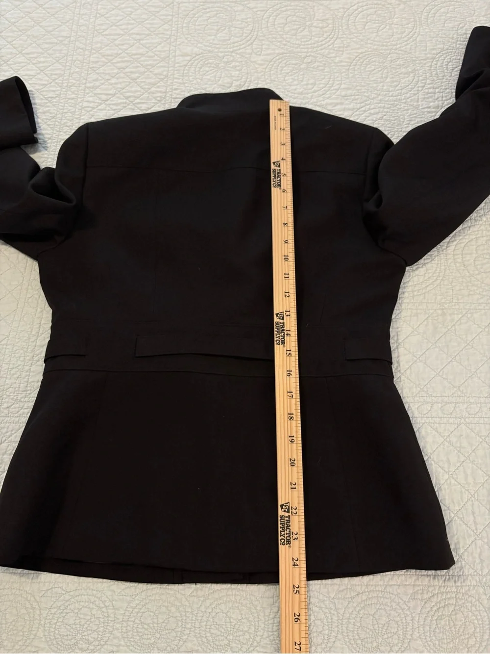Vintage Y2K Kasper black belted blazer jacket. Size 8.